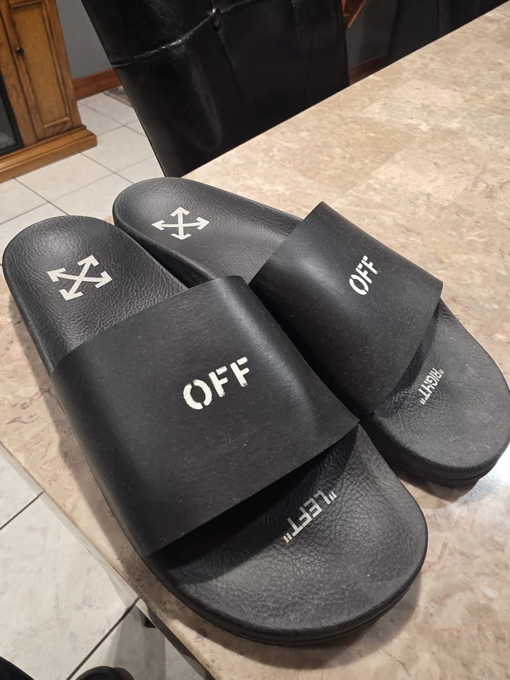 Off-White Men's Black Slide Sandals